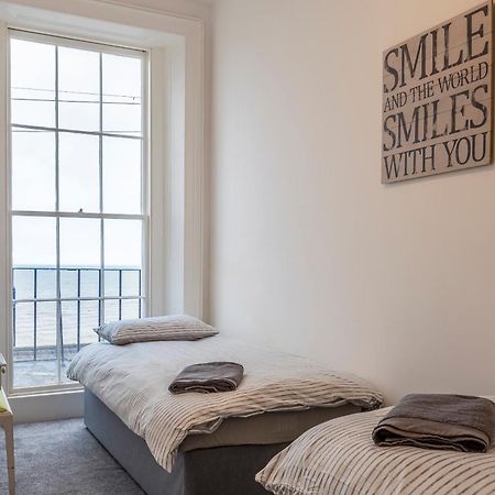Seaside Serenity: Stylish Sea View Apartments In ハーン・ベイ エクステリア 写真